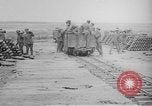 Immagine di Truppe canadesi Fiandra occidentale Belgio, 1917, secondo 15 filmato di repertorio 65675044479