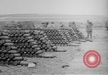 Immagine di Truppe canadesi Fiandra occidentale Belgio, 1917, secondo 20 filmato di repertorio 65675044479