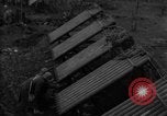 Standbild USA 18 Field Artillery Mosbach Deutschland, 1944, aus Sekunde 31 historischem Filmmaterial Videoclip 65675044487