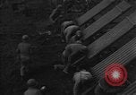 Standbild 18 Field Artillery Mosbach Deutschland, 1944, aus Sekunde 5 historischem Filmmaterial Videoclip 65675044488