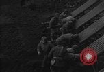 Standbild 18 Field Artillery Mosbach Deutschland, 1944, aus Sekunde 13 historischem Filmmaterial Videoclip 65675044488