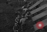 Standbild 18 Field Artillery Mosbach Deutschland, 1944, aus Sekunde 17 historischem Filmmaterial Videoclip 65675044488