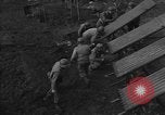 Standbild 18 Field Artillery Mosbach Deutschland, 1944, aus Sekunde 18 historischem Filmmaterial Videoclip 65675044488