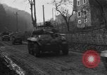 Standbild USA 3rd Armored Division Mosbach Deutschland, 1944, aus Sekunde 56 historischem Filmmaterial Videoclip 65675044489