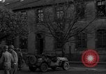 Standbild USA Soldaten Frankreich, 1944, aus Sekunde 13 historischem Filmmaterial Videoclip 65675044490