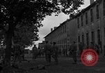 Standbild USA Soldaten Frankreich, 1944, aus Sekunde 33 historischem Filmmaterial Videoclip 65675044490