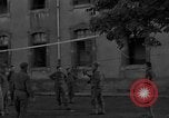 Standbild USA Soldaten Frankreich, 1944, aus Sekunde 46 historischem Filmmaterial Videoclip 65675044490