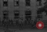 Standbild USA Soldaten Frankreich, 1944, aus Sekunde 49 historischem Filmmaterial Videoclip 65675044490