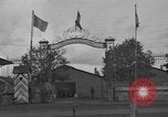 Standbild USA Soldaten Frankreich, 1944, aus Sekunde 57 historischem Filmmaterial Videoclip 65675044490