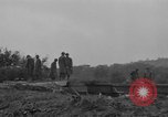 Standbild USA Soldaten Arnaville Frankreich, 1944, aus Sekunde 14 historischem Filmmaterial Videoclip 65675044491