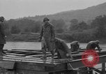 Standbild USA Soldaten Arnaville Frankreich, 1944, aus Sekunde 18 historischem Filmmaterial Videoclip 65675044491