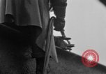 Standbild USA Soldaten Arnaville Frankreich, 1944, aus Sekunde 51 historischem Filmmaterial Videoclip 65675044491