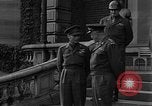 Standbild Dwight D Eisenhower Verviers Belgien, 1944, aus Sekunde 16 historischem Filmmaterial Videoclip 65675044493