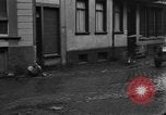 Standbild Vereinigten Staaten militärische Beamte Monschau Deutschland, 1944, aus Sekunde 28 historischem Filmmaterial Videoclip 65675044495