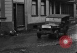 Standbild Vereinigten Staaten militärische Beamte Monschau Deutschland, 1944, aus Sekunde 30 historischem Filmmaterial Videoclip 65675044495
