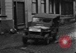 Standbild Vereinigten Staaten militärische Beamte Monschau Deutschland, 1944, aus Sekunde 31 historischem Filmmaterial Videoclip 65675044495