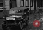 Standbild Vereinigten Staaten militärische Beamte Monschau Deutschland, 1944, aus Sekunde 32 historischem Filmmaterial Videoclip 65675044495