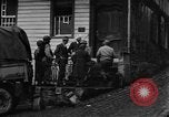 Standbild Vereinigten Staaten militärische Beamte Monschau Deutschland, 1944, aus Sekunde 53 historischem Filmmaterial Videoclip 65675044495
