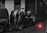 Standbild Vereinigten Staaten militärische Beamte Monschau Deutschland, 1944, aus Sekunde 54 historischem Filmmaterial Videoclip 65675044495