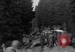 Standbild USA Soldaten Hurtgen Deutschland, 1944, aus Sekunde 46 historischem Filmmaterial Videoclip 65675044496