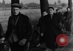 Immagine di Civili belga Belgio, 1944, secondo 46 filmato di repertorio 65675044505