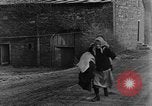 Standbild Feind gehalten Chateau Belgien, 1944, aus Sekunde 42 historischem Filmmaterial Videoclip 65675044508
