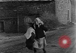 Standbild Feind gehalten Chateau Belgien, 1944, aus Sekunde 43 historischem Filmmaterial Videoclip 65675044508
