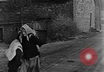 Standbild Feind gehalten Chateau Belgien, 1944, aus Sekunde 44 historischem Filmmaterial Videoclip 65675044508