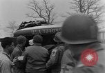 Standbild deutsche Oberstleutnant Freiherr Friedrich August von der Heydte Monschau Deutschland, 1944, aus Sekunde 20 historischem Filmmaterial Videoclip 65675044509