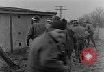 Standbild Ausführung von deutschen Spionen Belgien, 1944, aus Sekunde 16 historischem Filmmaterial Videoclip 65675044510