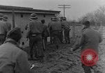 Standbild Ausführung von deutschen Spionen Belgien, 1944, aus Sekunde 18 historischem Filmmaterial Videoclip 65675044510