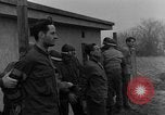 Standbild Ausführung von deutschen Spionen Belgien, 1944, aus Sekunde 25 historischem Filmmaterial Videoclip 65675044510