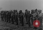 Standbild Ausführung von deutschen Spionen Belgien, 1944, aus Sekunde 28 historischem Filmmaterial Videoclip 65675044510