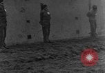 Standbild Ausführung von deutschen Spionen Belgien, 1944, aus Sekunde 43 historischem Filmmaterial Videoclip 65675044510