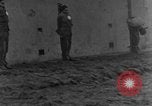 Standbild Ausführung von deutschen Spionen Belgien, 1944, aus Sekunde 44 historischem Filmmaterial Videoclip 65675044510