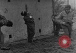 Standbild Ausführung von deutschen Spionen Belgien, 1944, aus Sekunde 57 historischem Filmmaterial Videoclip 65675044510
