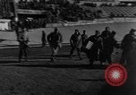 Standbild Soldaten jubeln Marseille Frankreich, 1945, aus Sekunde 10 historischem Filmmaterial Videoclip 65675044512