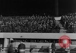 Standbild Soldaten jubeln Marseille Frankreich, 1945, aus Sekunde 49 historischem Filmmaterial Videoclip 65675044512