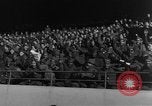 Standbild Soldaten jubeln Marseille Frankreich, 1945, aus Sekunde 55 historischem Filmmaterial Videoclip 65675044512