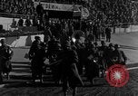 Standbild Soldaten als Publikum Marseille Frankreich, 1945, aus Sekunde 21 historischem Filmmaterial Videoclip 65675044514