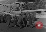 Standbild Soldaten als Publikum Marseille Frankreich, 1945, aus Sekunde 38 historischem Filmmaterial Videoclip 65675044514