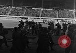Standbild Soldaten als Publikum Marseille Frankreich, 1945, aus Sekunde 46 historischem Filmmaterial Videoclip 65675044514