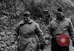 Standbild Generalleutnant Lucian K Truscott Jr Italien, 1944, aus Sekunde 27 historischem Filmmaterial Videoclip 65675044518