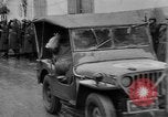 Standbild Generalleutnant Lucian K Truscott Jr Italien, 1944, aus Sekunde 41 historischem Filmmaterial Videoclip 65675044518