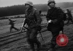 Standbild deutschen Offensive Malmedy Belgien, 1944, aus Sekunde 35 historischem Filmmaterial Videoclip 65675044521