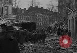Standbild V-2 Rakete Streik in Antwerpen Belgien, 1944, aus Sekunde 1 historischem Filmmaterial Videoclip 65675044522