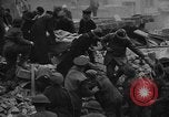 Standbild V-2 Rakete Streik in Antwerpen Belgien, 1944, aus Sekunde 15 historischem Filmmaterial Videoclip 65675044522