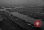 Standbild V-2 Rakete Streik in Antwerpen Belgien, 1944, aus Sekunde 22 historischem Filmmaterial Videoclip 65675044522