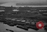 Standbild V-2 Rakete Streik in Antwerpen Belgien, 1944, aus Sekunde 28 historischem Filmmaterial Videoclip 65675044522