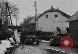Standbild V-2 Rakete Streik in Antwerpen Belgien, 1944, aus Sekunde 55 historischem Filmmaterial Videoclip 65675044522